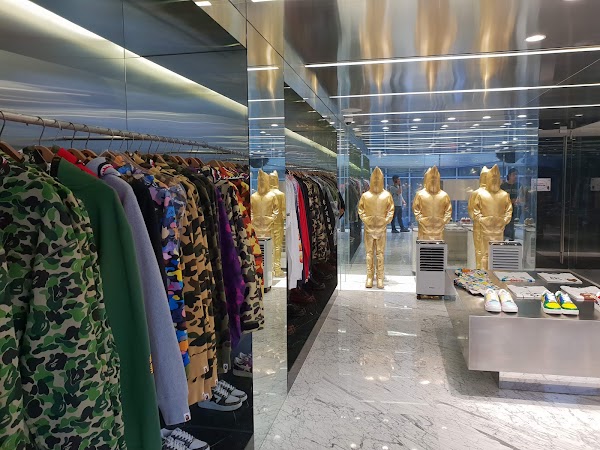 BAPE STORE® CHEONGDAM 4