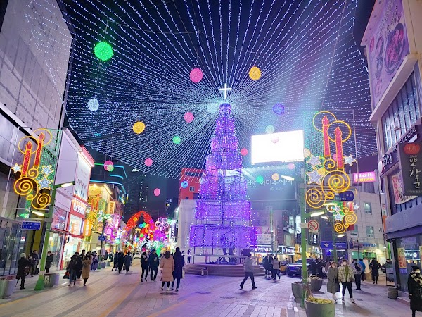 Gwangbok-ro Fashion Street 4