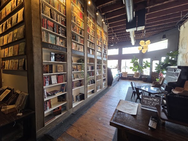Fable & Fire - A Bookshop Bistro 4