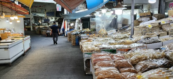 Jungbu Dried Seafoods Market 5