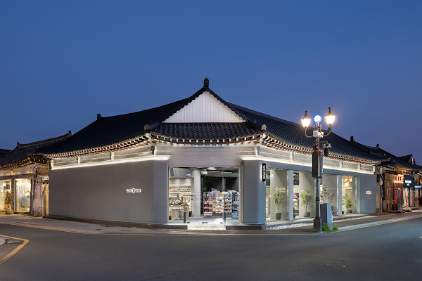 OLIVE YOUNG Gyeongju Hwangnam