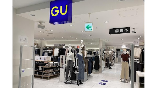 GU Yokohama VIVRE Ten