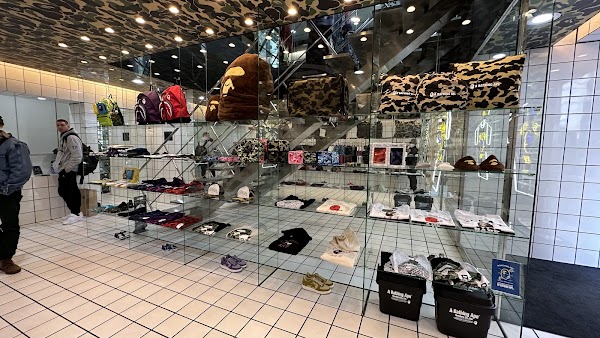 BAPE STORE® OSAKA 5