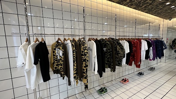 BAPE STORE® OSAKA 3