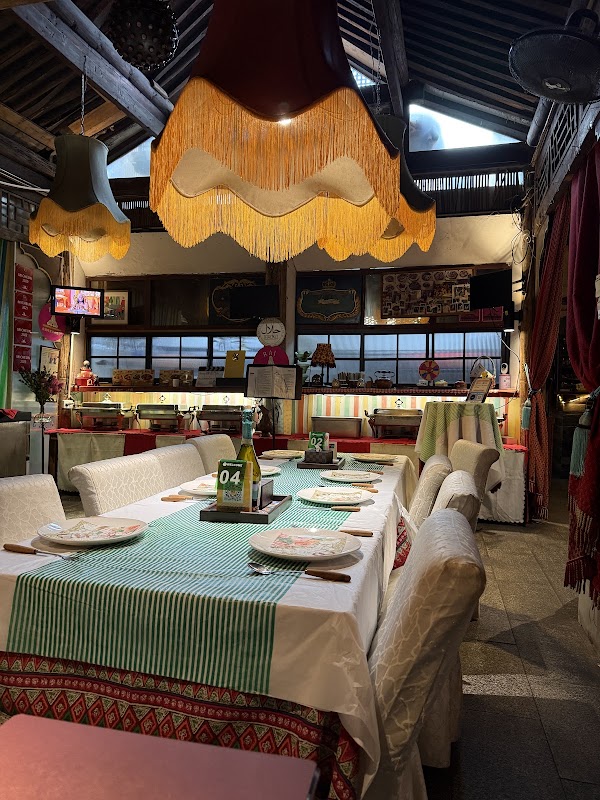 Raj Indian Restaurant & Bar