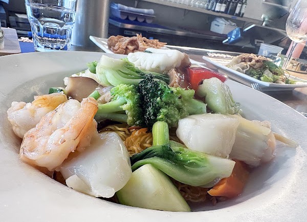 Pan Asian Kitchen & Noodle 5