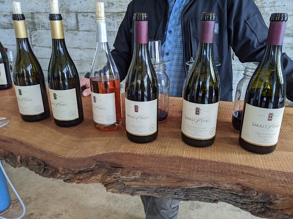 Small Vines Wines 2