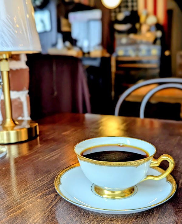 The Roaleans Coffee And Bar 4