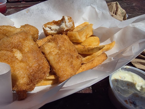 Bowpicker Fish and Chips 5