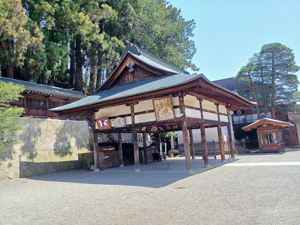 Sakurayama Hachimangu Shrine 4