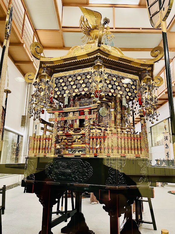 Sakurayama Hachimangu Shrine 2
