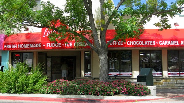Laura's Fine Candies