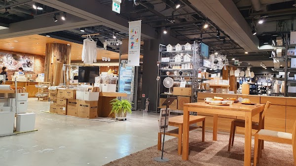 Youngpoong Bookstore Jongno Main Branch 4