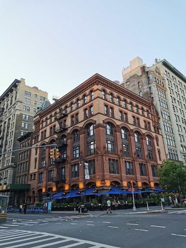 NoHo 1