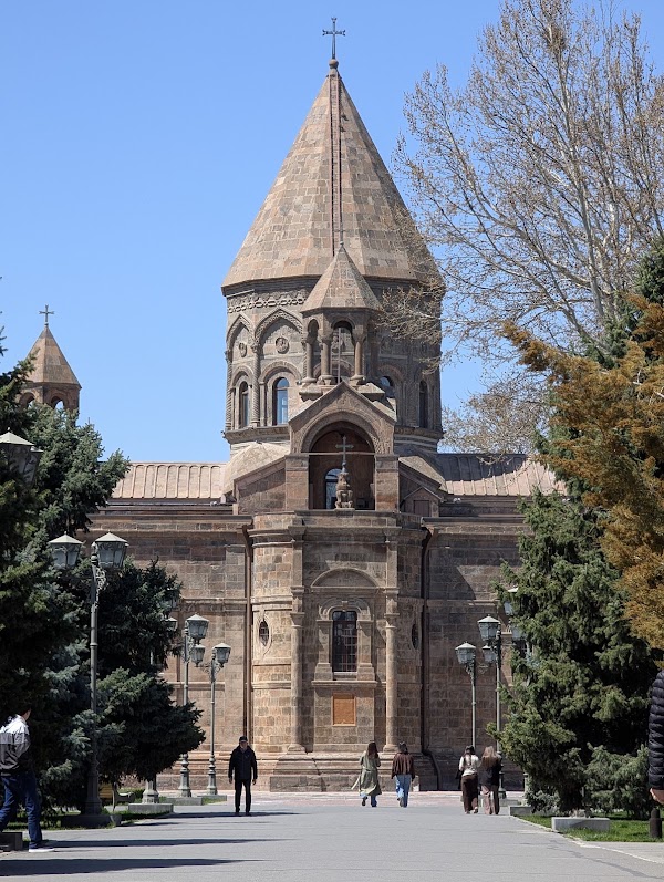 Holy Etchmiadzin - Armenian Apostolic Holy Church 3
