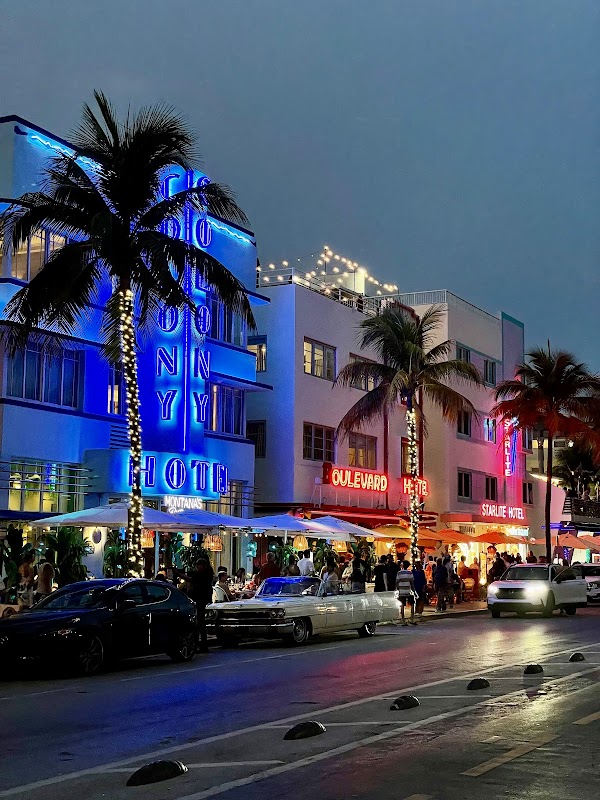 Art Deco District y Ocean Drive 3