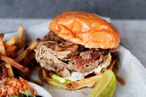 Grub Hut Unique BBQ & Mexican Grill 5