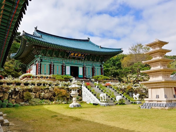 Yeongpyeongsa Temple 1