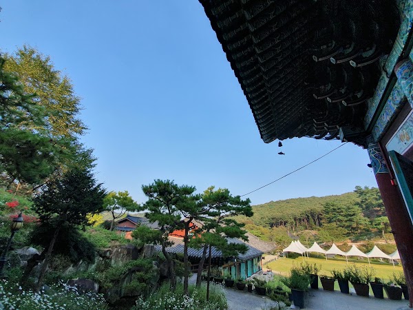 Yeongpyeongsa Temple 3