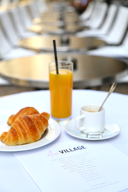 Le Village 5