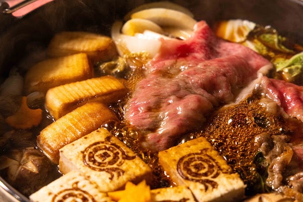 Wagyu Sukiyaki Kurono Ura-Namba Main Store 4