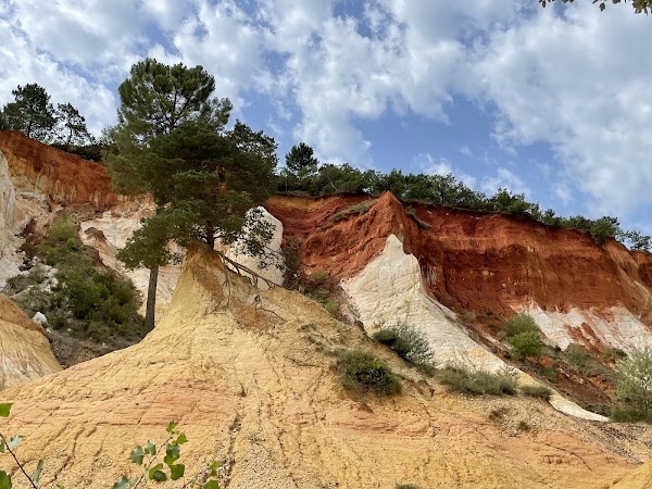 The Provençal Colorado 4