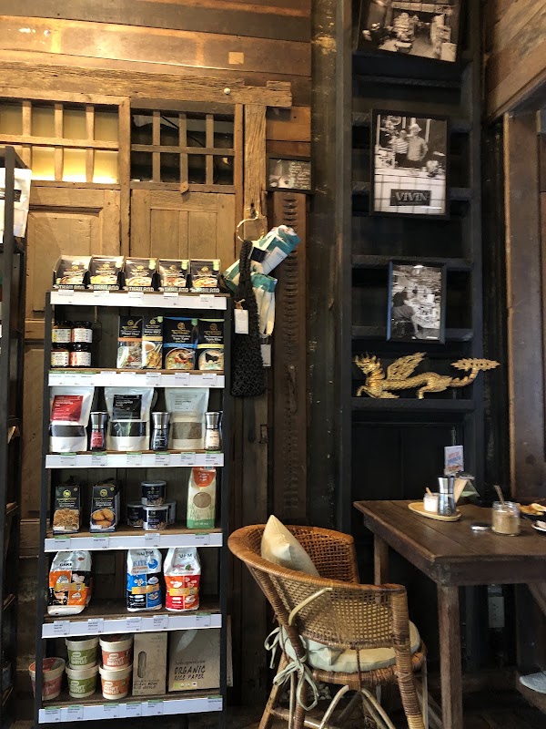 VIVIN Suk 22 - café grocery bistro - Local Organic Natural Artisan 2