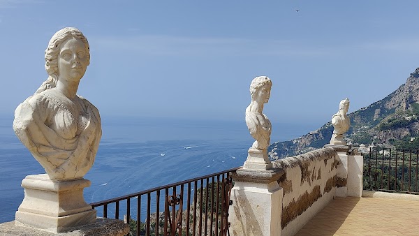 Villa Cimbrone Gardens