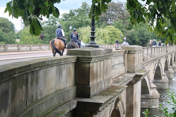 Hyde Park Stables - Horse Riding Central London