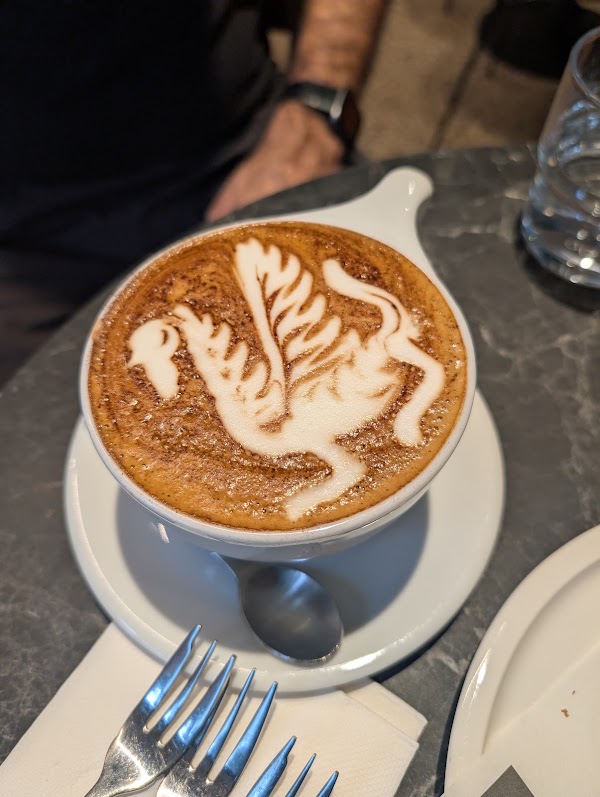 Foremost Coffee St Kilda Rd 4