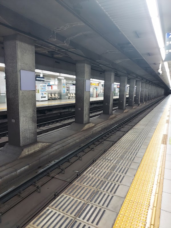 Keihandensha Shichijo Station 2
