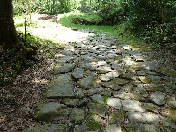 Ochiai Cobblestone Path 5