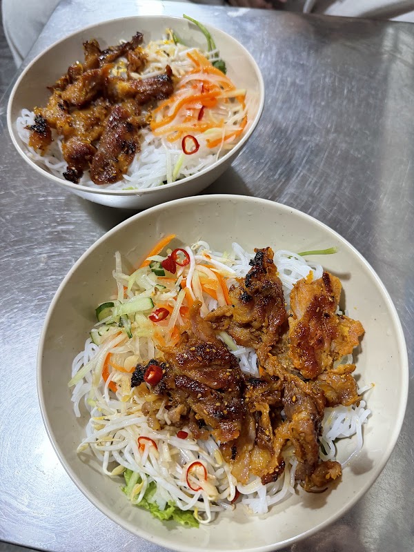 Hạnh - Bún Thịt Nướng