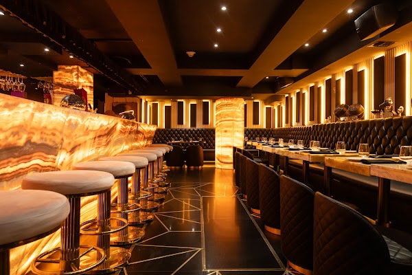 TEN11 LOUNGE & BAR (NOMAD)