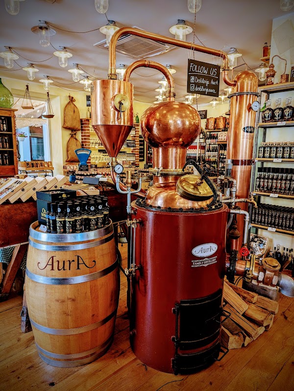 AURA FAMILY DISTILLERY 3
