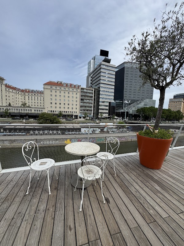 Café & Restaurant Motto am Fluss 5