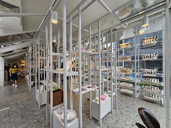 GENTLEWOMAN Flagship Store Siam Square 2