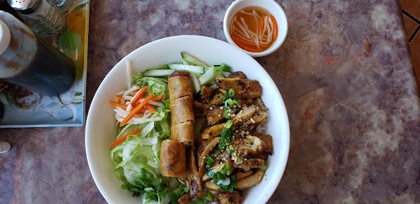 Phở Quỳnh Restaurant 5