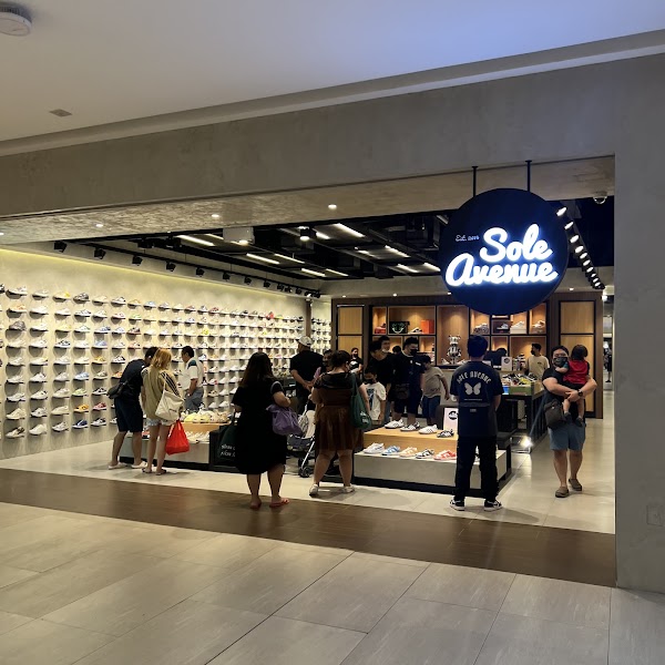 Sole Avenue PH - Ayala Malls Manila Bay 1