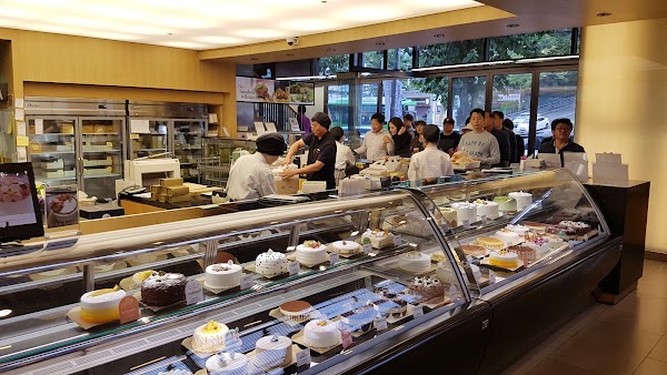 Napoleon Bakery