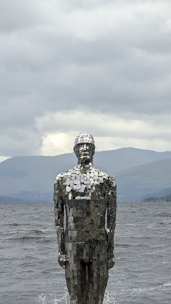 'Still' - Mirror man statue 1