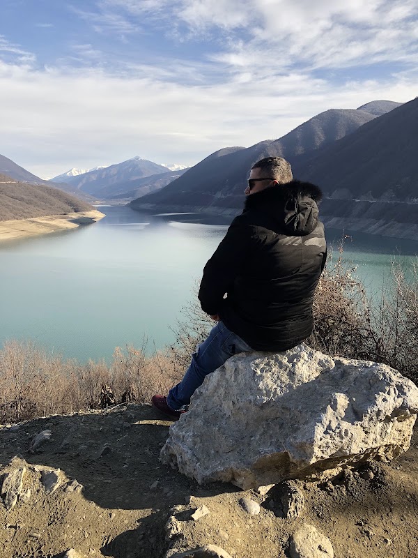 Zhinvali Reservoir 4