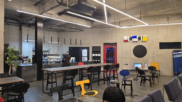 Cafe De Stĳl 3