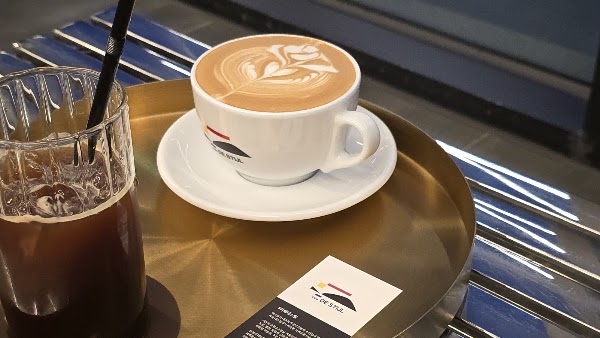 Cafe De Stĳl 2