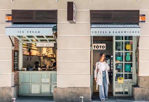 TÖTO ICE CREAM & COFFEE 1