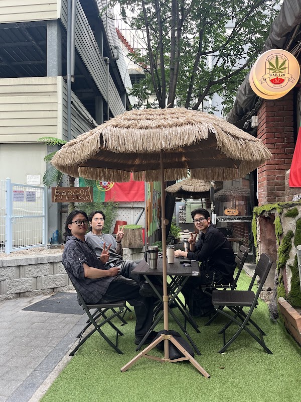 Bar 420