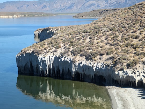 Crowley Lake Stone Columns 4