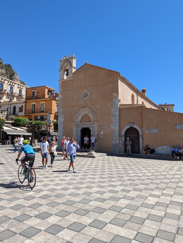 Piazza Duomo 2