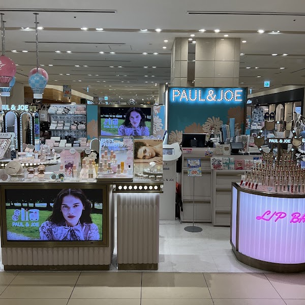 PAUL & JOE LUCUA Osaka Store