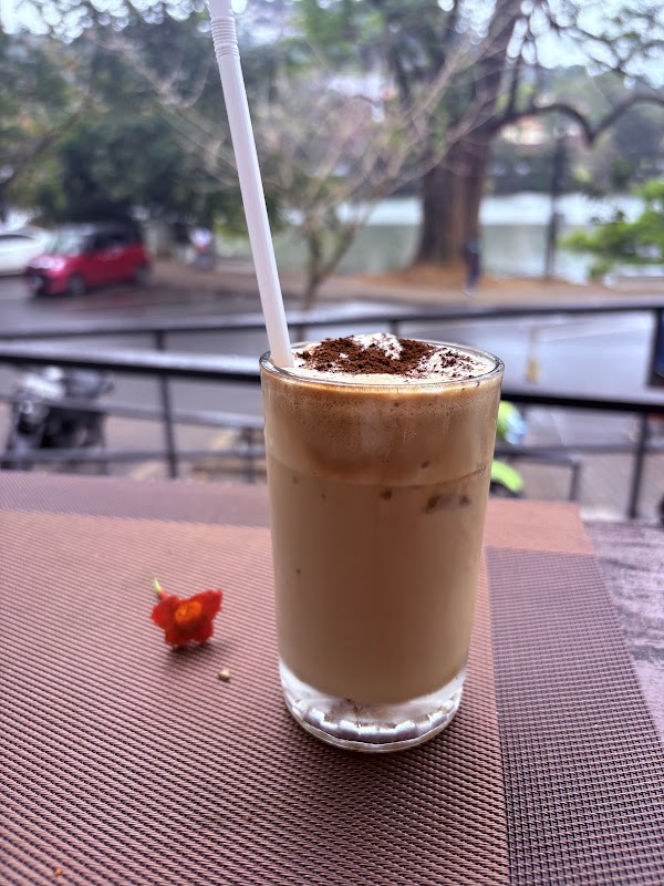Cafe Lago 5